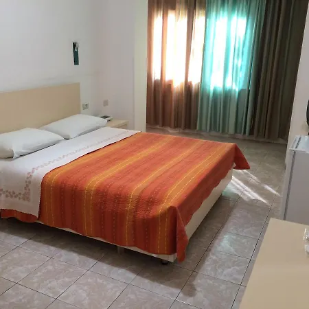 Eder Hotel 2*