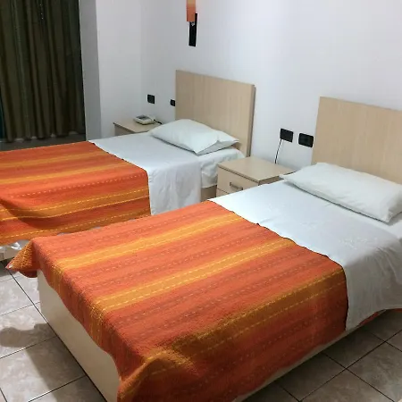 Eder Hotel 2*